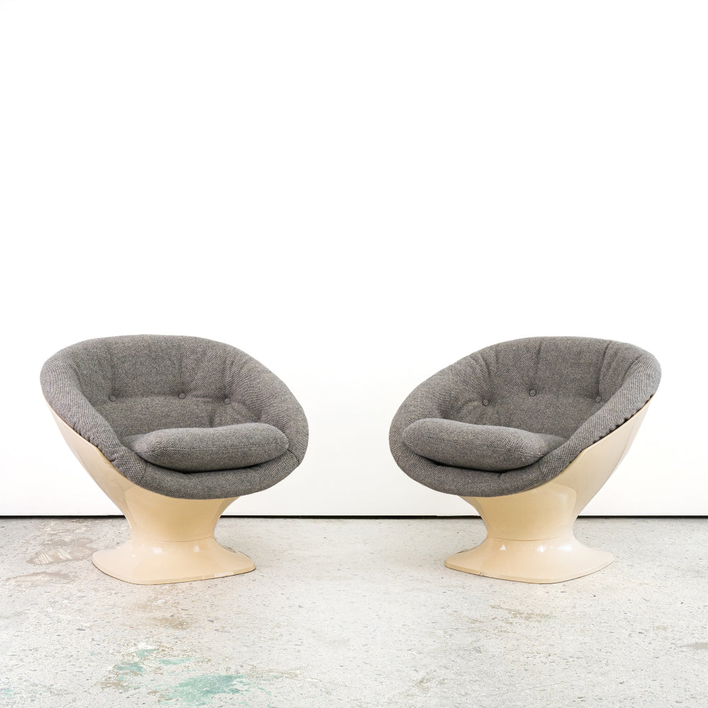 (LOT 10) Club Lounge Chair by Raphael Raffel