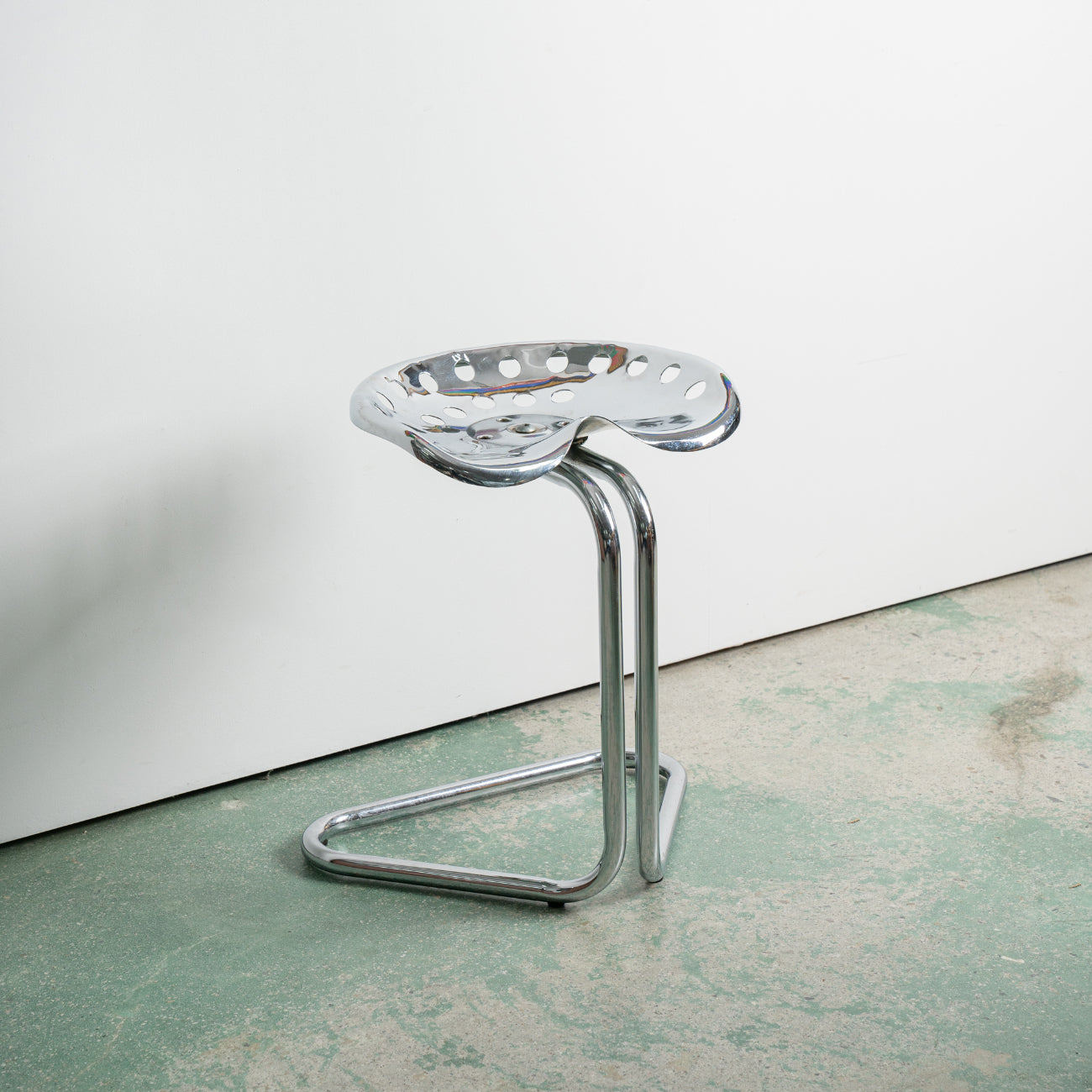 (LOT 20) T7 Tractor Stool by Rodney Kinsman