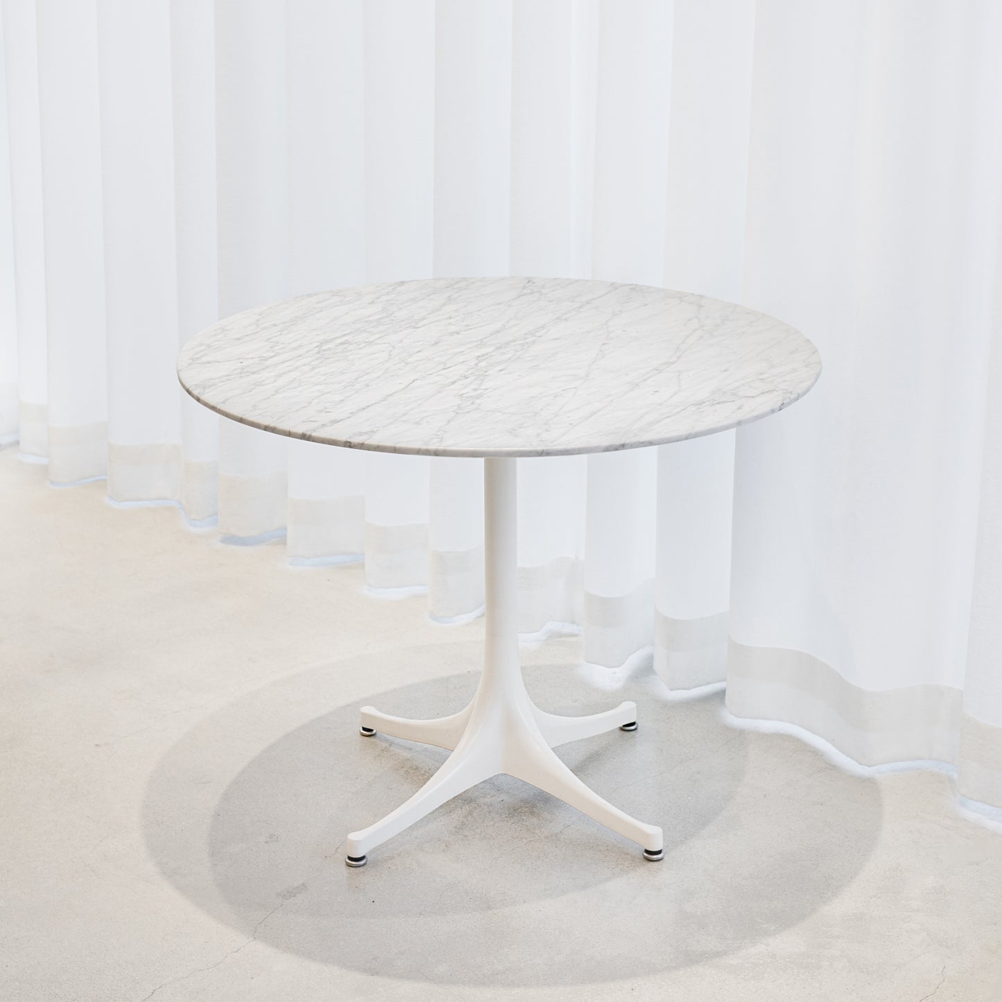 (LOT 07) Pedestal Coffee Table (Carrara Marble) by George Nelson