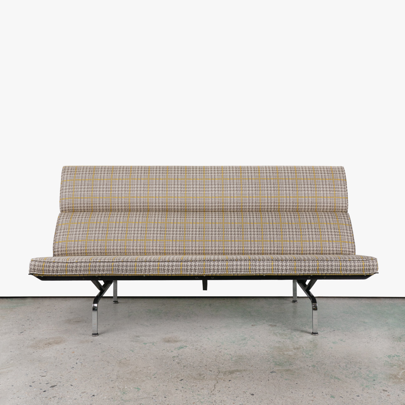 (LOT 03) Eames Compact Sofa (Houndstooth by Paul Smith)