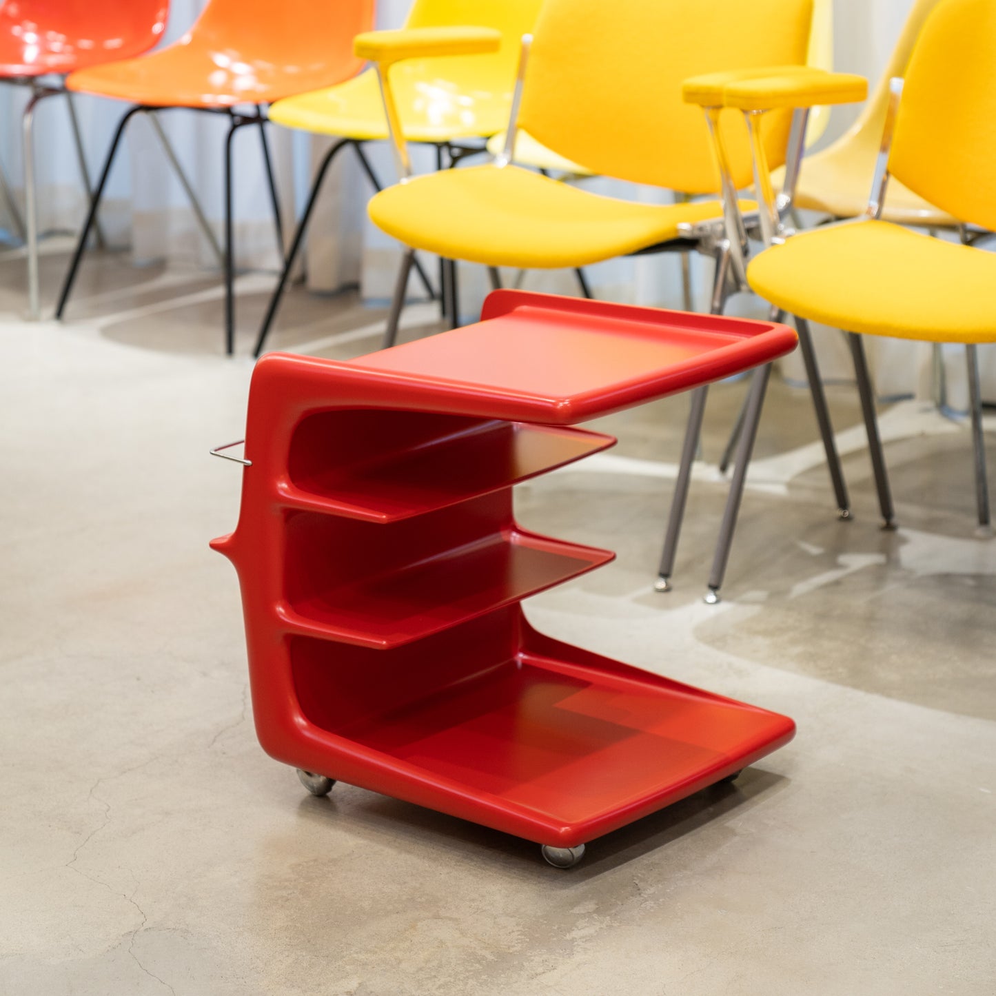 (LOT15) Red Space Age Side Table by Peter Ghyczy
