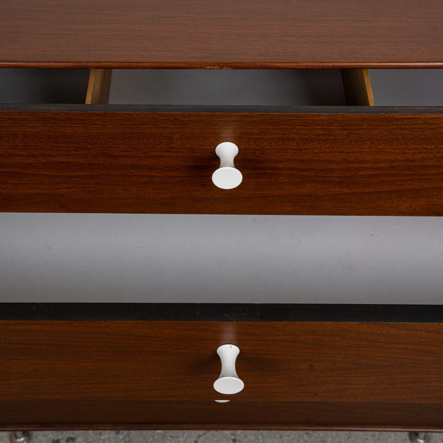 (LOT 22) Thin Edge 4-Drawer Chest by George Nelson Associates