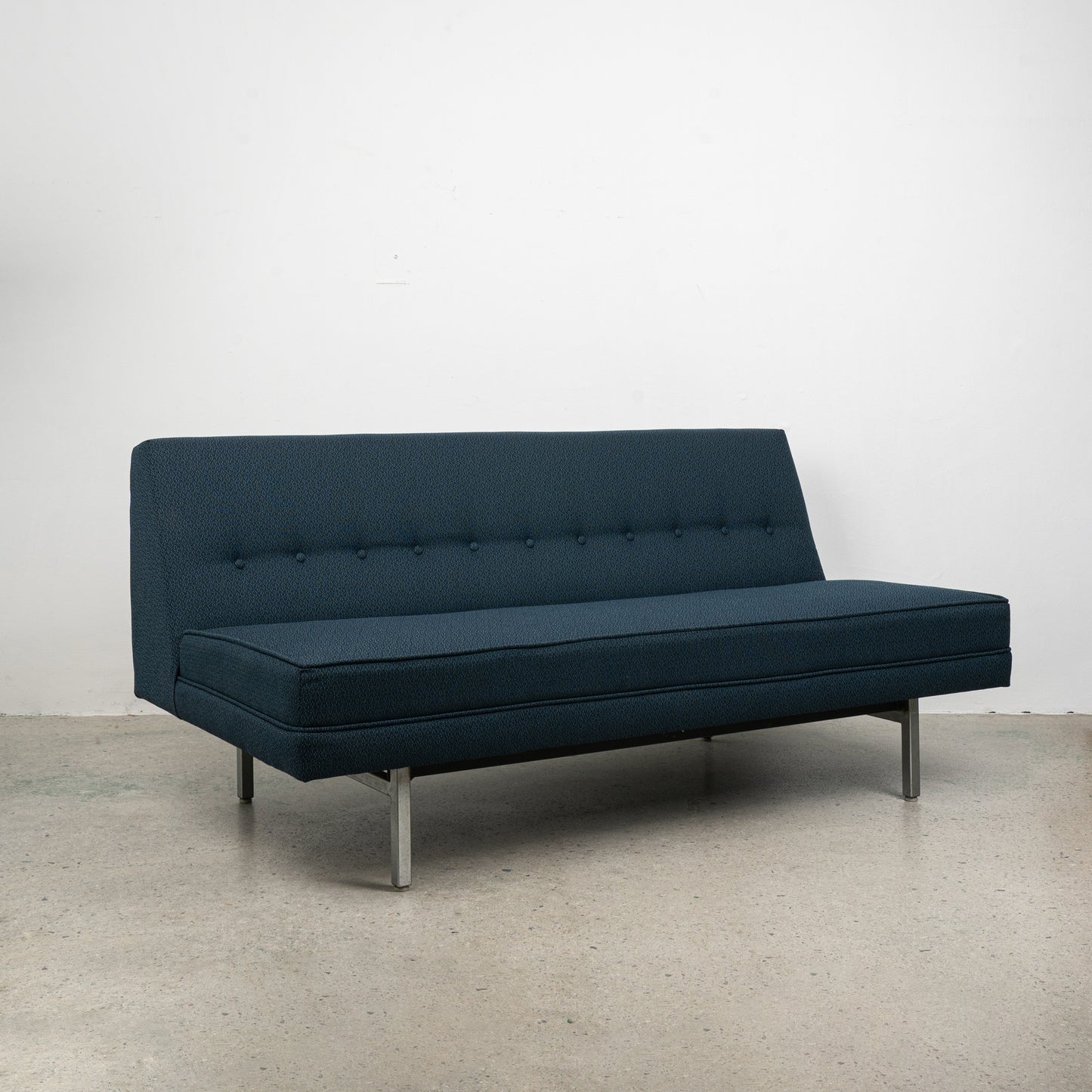 (LOT 17) Modular Sofa by George Nelson