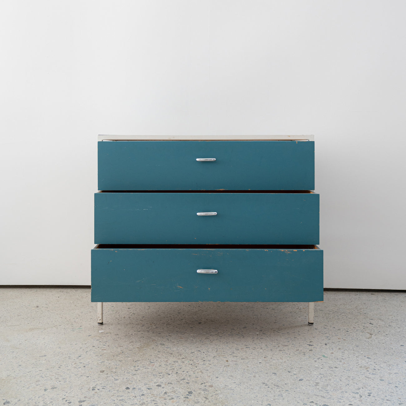 (LOT 06) Steel Frame Dresser by George Nelson Associates (Blue / 02)