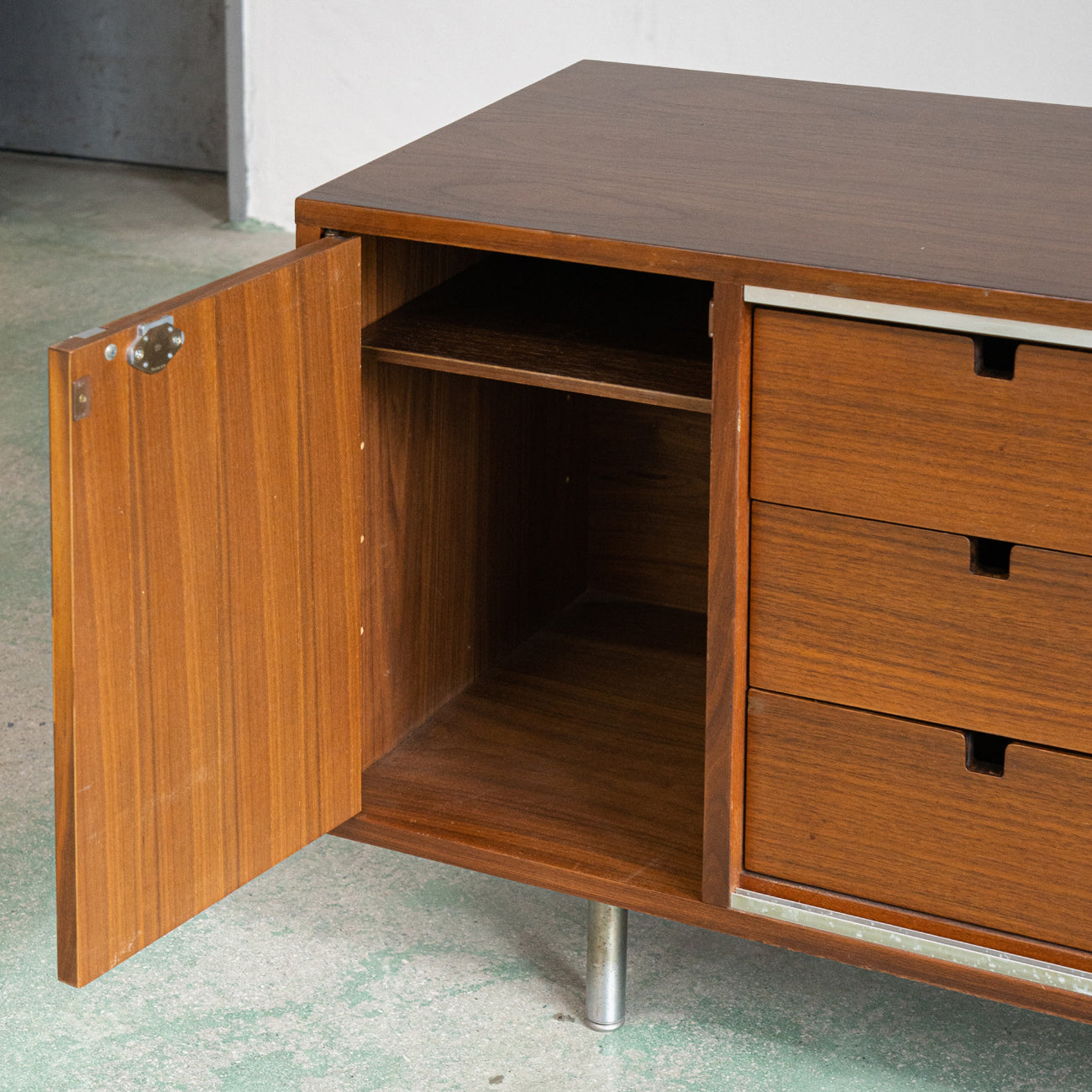 (LOT 24) Executive Office Group (EOG) Credenza by George Nelson