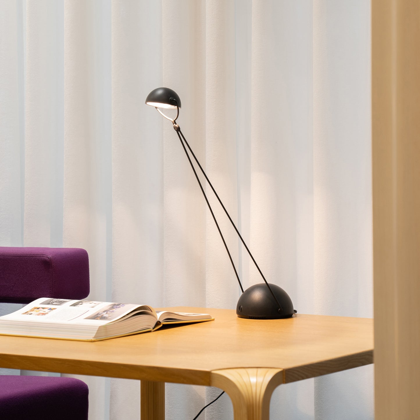 Meridiana Desk lamp by Paolo Piva